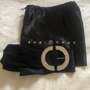 Suzi Roher belt